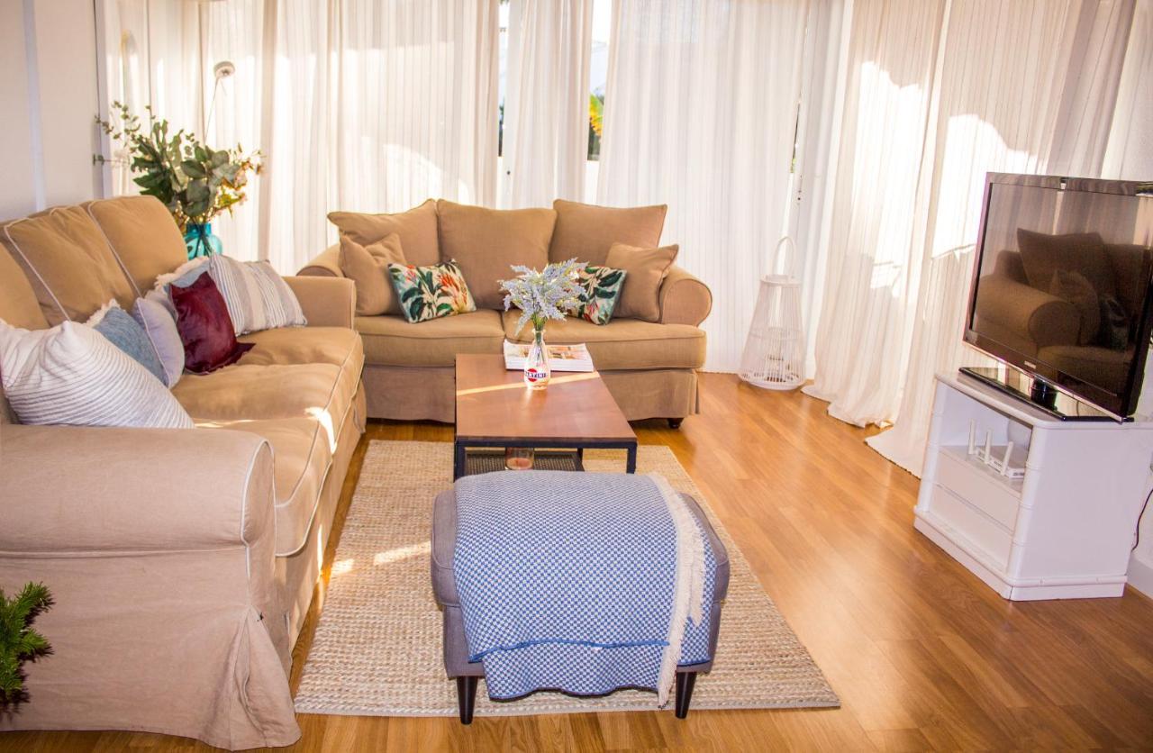 Benalgolf Lovely In With Sea Views, Excellent Wifi Connection, Private Backyard With Bbq *