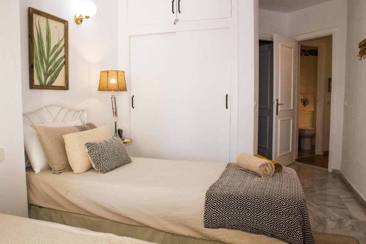Benalgolf Lovely In With Sea Views, Excellent Wifi Connection, Private Backyard With Bbq Apartamento Benalmádena
