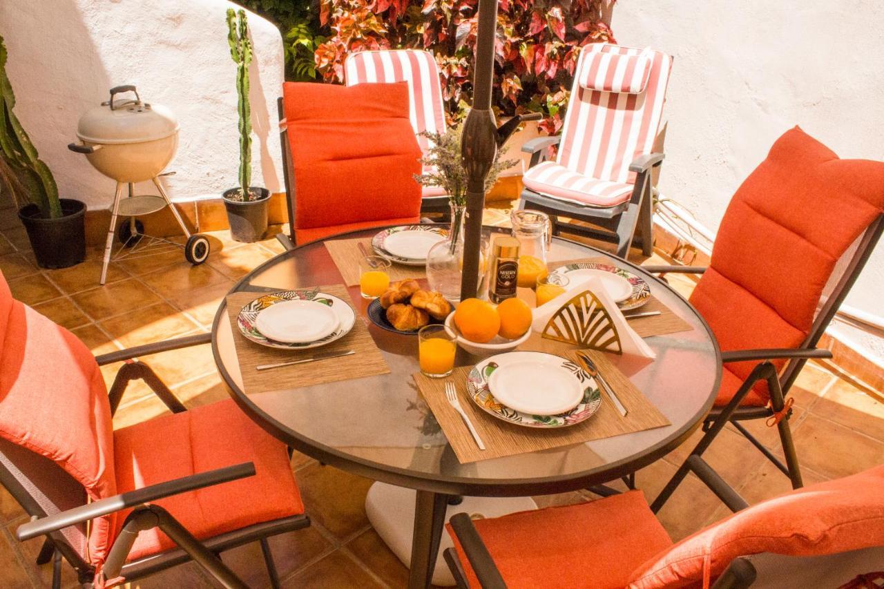 Apartamento Benalgolf Lovely In With Sea Views, Excellent Wifi Connection, Private Backyard With Bbq