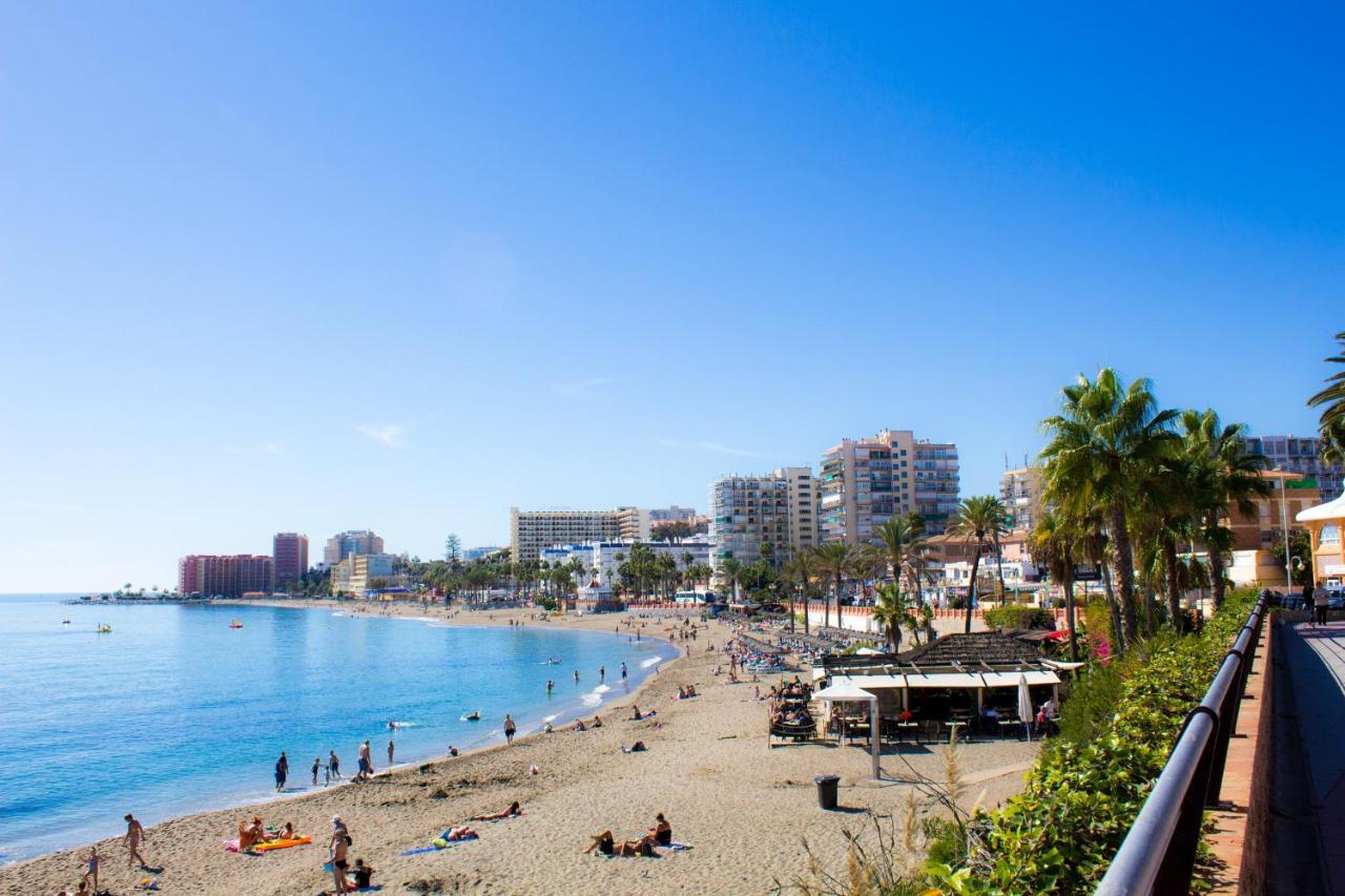 Apartamento Benalgolf Lovely In With Sea Views, Excellent Wifi Connection, Private Backyard With Bbq Benalmádena