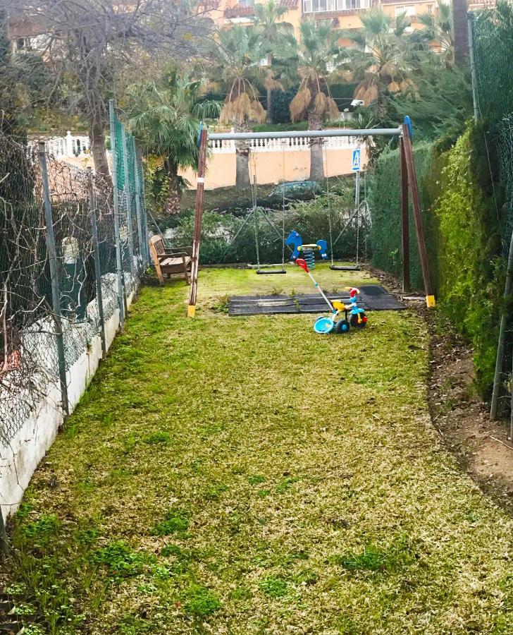 Apartamento Benalgolf Lovely In With Sea Views, Excellent Wifi Connection, Private Backyard With Bbq