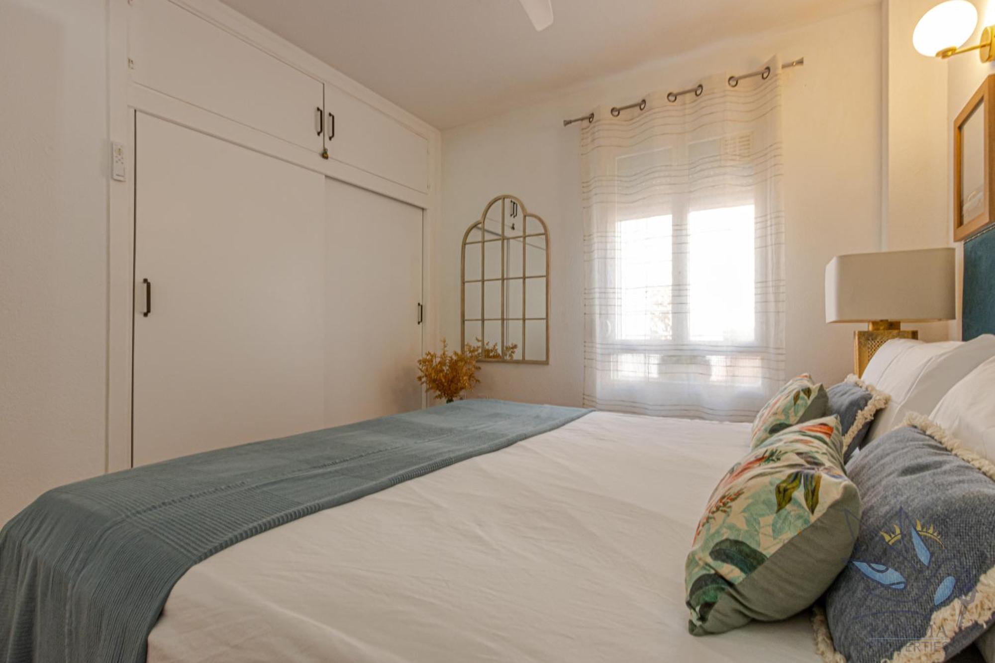 Apartamento Benalgolf Lovely In With Sea Views, Excellent Wifi Connection, Private Backyard With Bbq