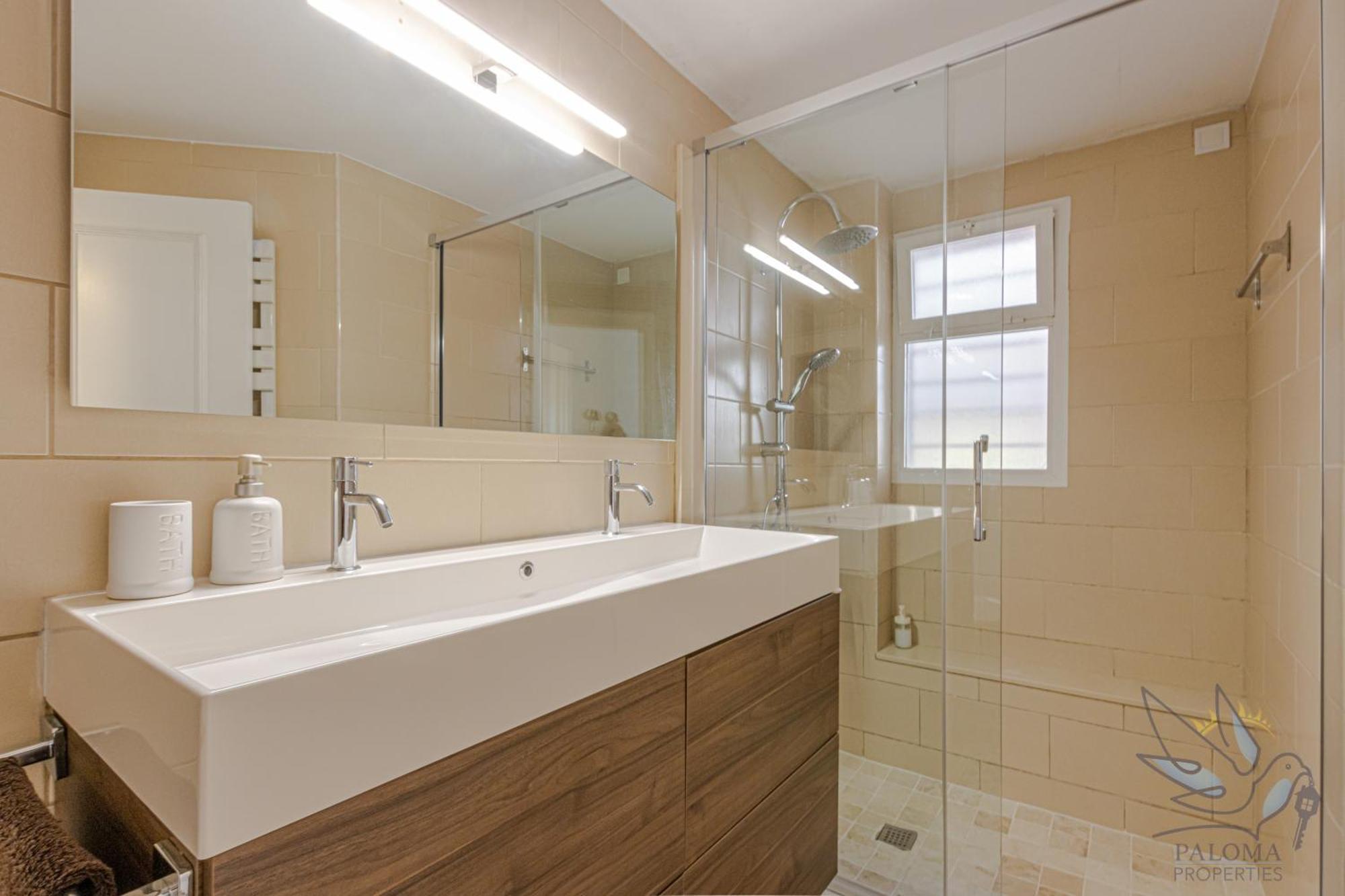 Benalgolf Lovely In With Sea Views, Excellent Wifi Connection, Private Backyard With Bbq