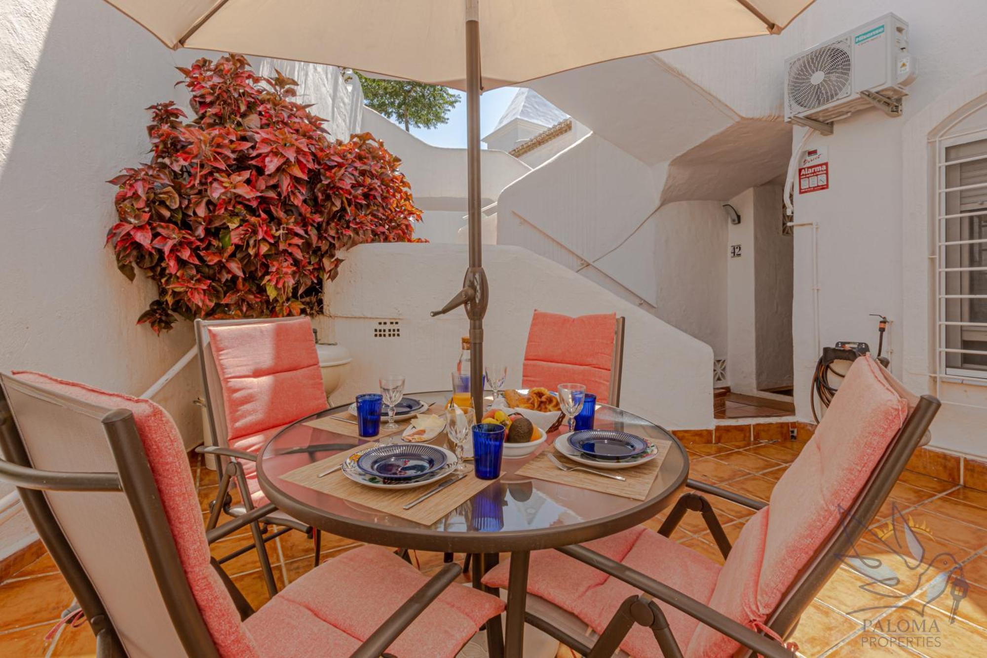 Apartamento Benalgolf Lovely In With Sea Views, Excellent Wifi Connection, Private Backyard With Bbq