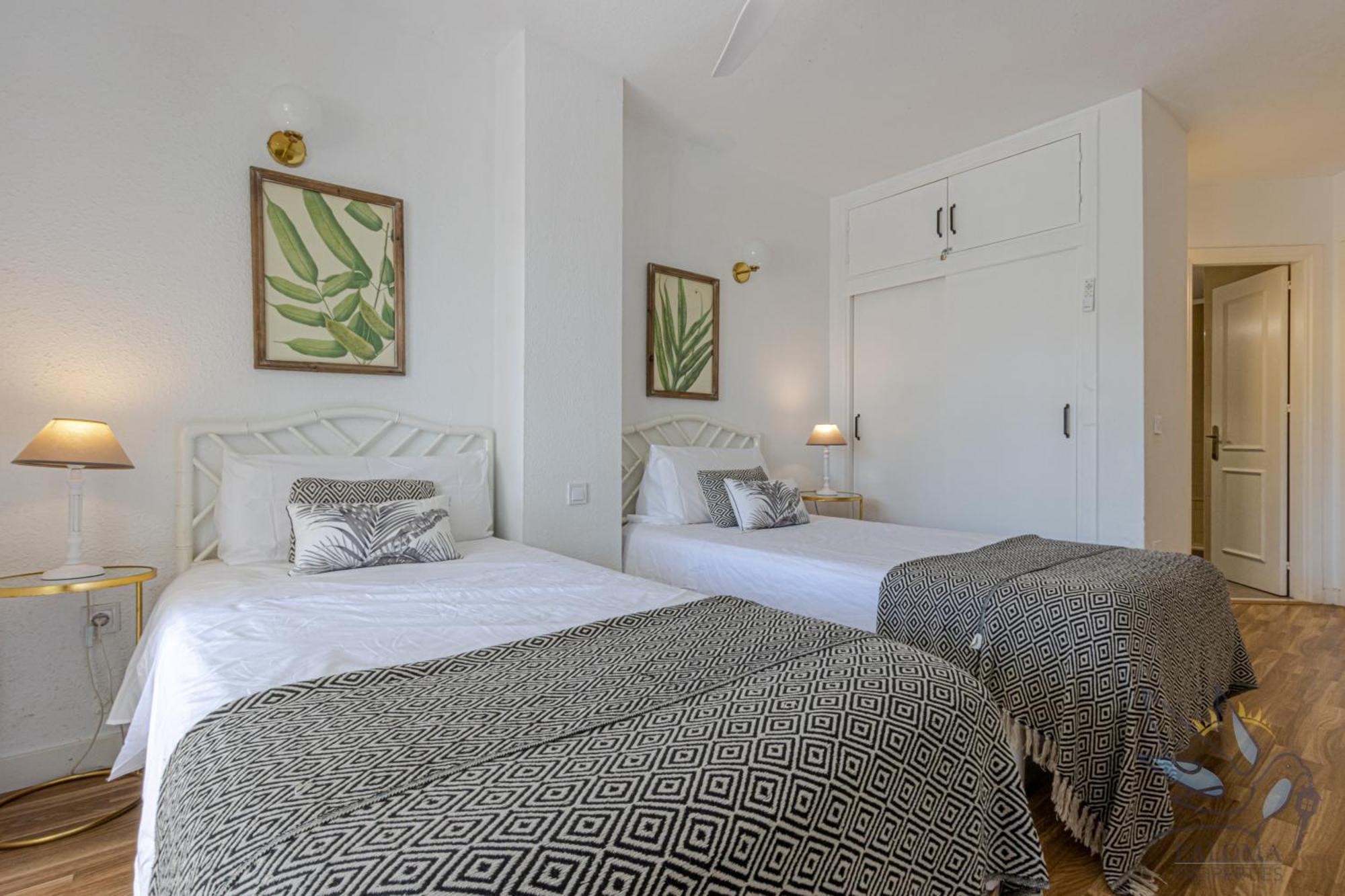 Benalgolf Lovely In With Sea Views, Excellent Wifi Connection, Private Backyard With Bbq * Benalmádena