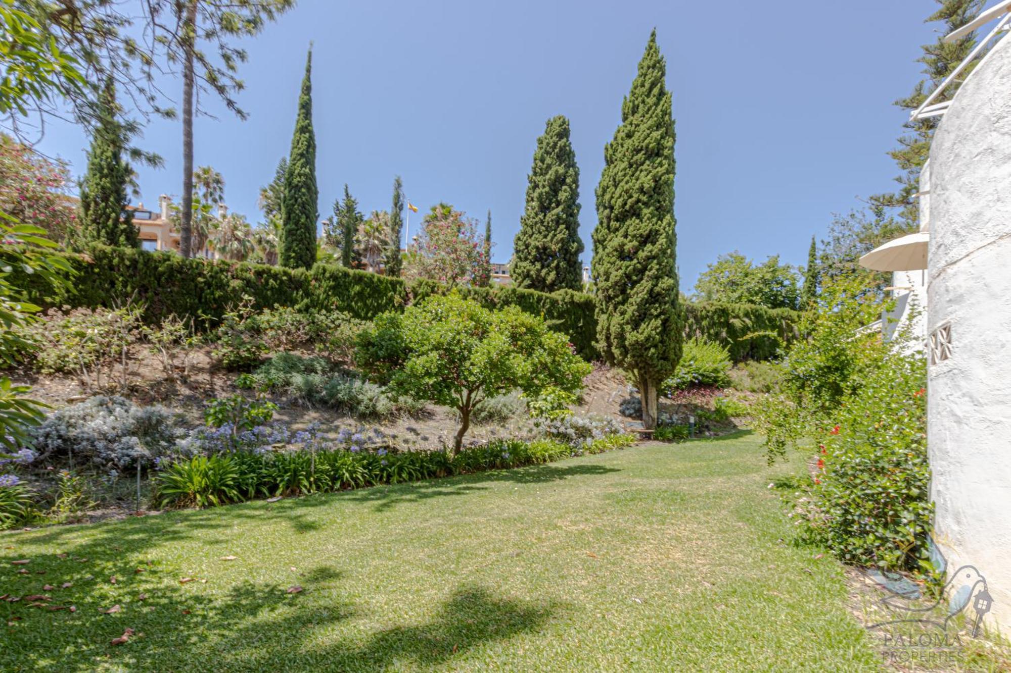 Benalgolf Lovely In With Sea Views, Excellent Wifi Connection, Private Backyard With Bbq *