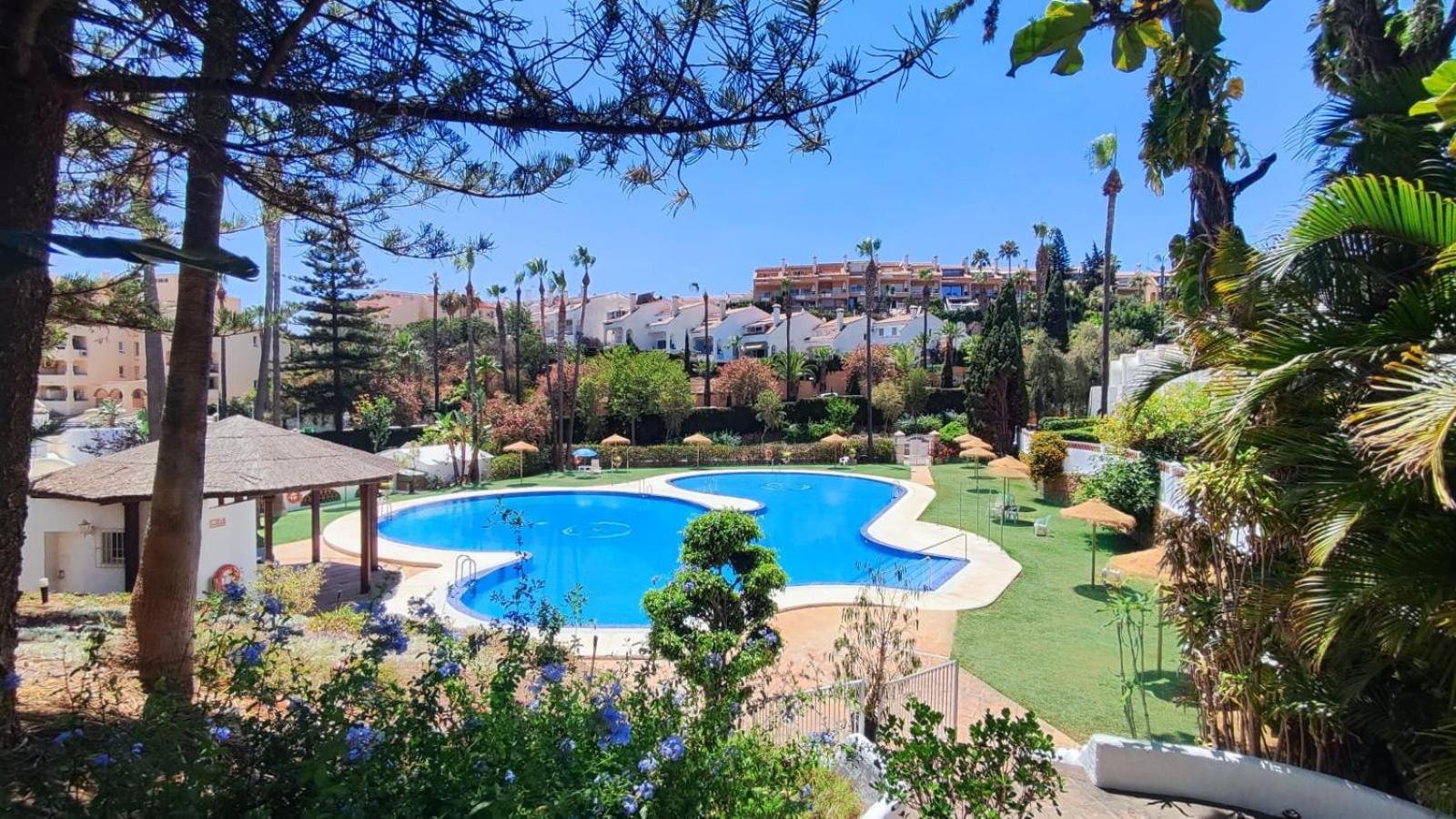 Benalgolf Lovely In With Sea Views, Excellent Wifi Connection, Private Backyard With Bbq Benalmádena